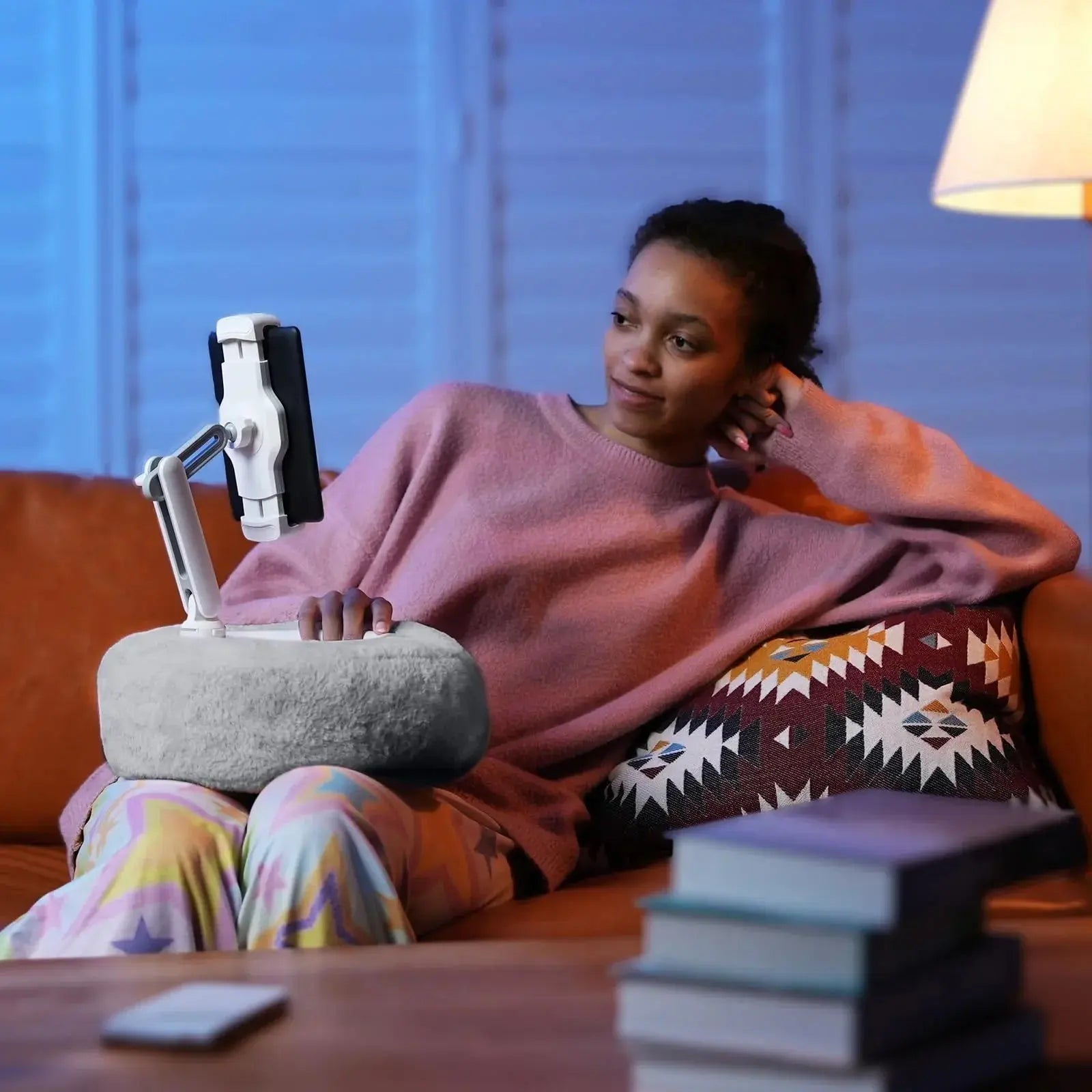 Hands-Free, Pain-Free: The Cozy Way to Use Your Devices at Home Slumblr