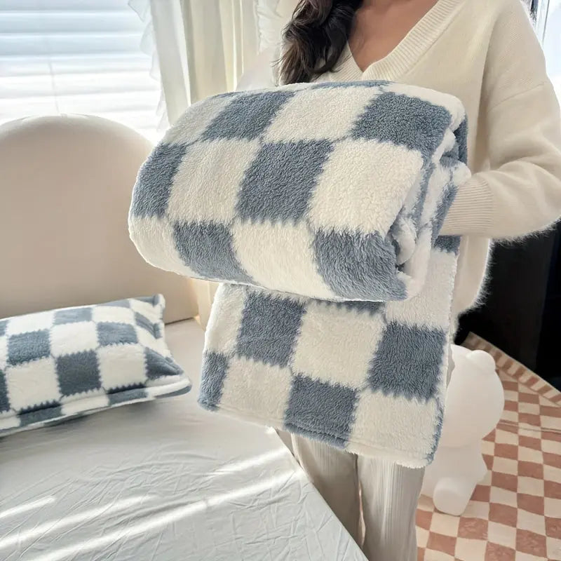 Slumblr® Checkered Flannel Fleece Blanket Slumblr