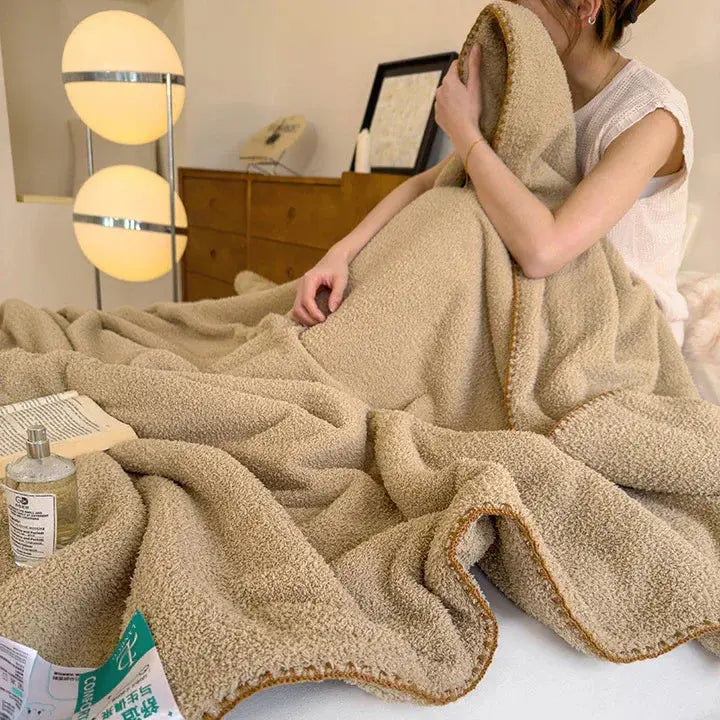 Wholesale Double Thick Soft Lamb Plush Bed Throws Blanket Home Warming Solid Color Portable Winter Use