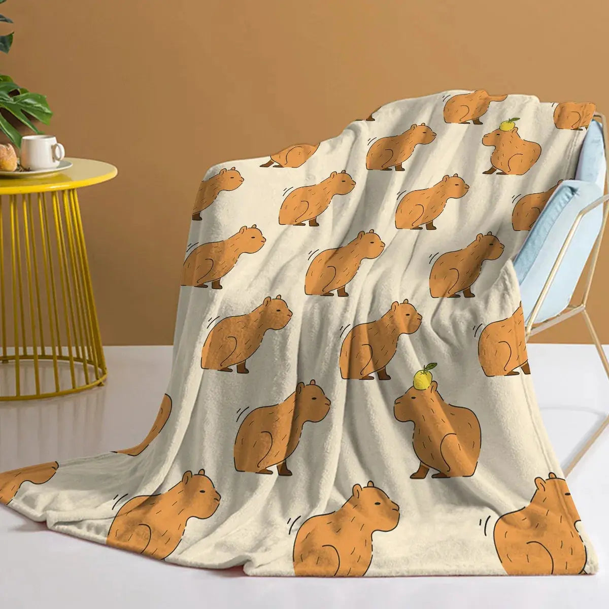 Trembling Capybara Blanket Printed Throw Blanket Plush Fluffy Flannel Fleece Blanket Soft Throws for Sofa Couch and Bed