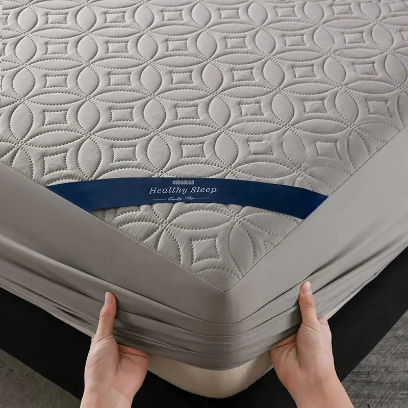 Ultrasonic Quilted Waterproof Antibacterial Mattress Protector Breathable Ultra Soft Noise Free 30CM Deep Pocket Fitted Sheet