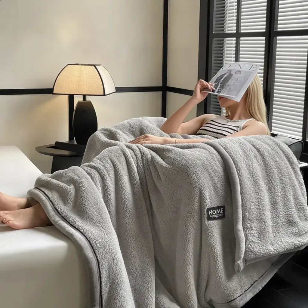Slumblr® Soft Fleece Blanket Slumblr