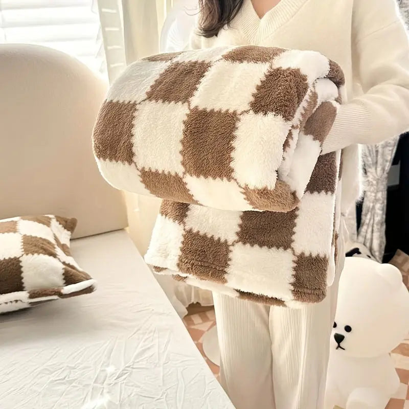 Slumblr® Checkered Flannel Fleece Blanket Slumblr