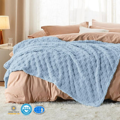 Slumblr® Cozy Checkered Fleece Throw Blanket