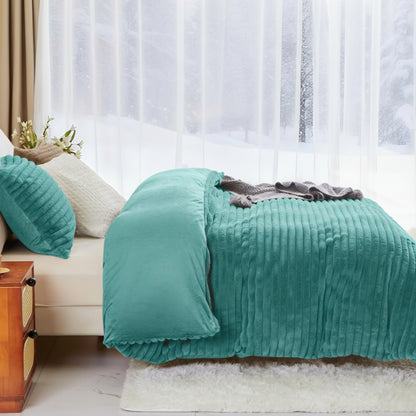 Slumblr® Winter Warm Fleece Bedding Set with Pillowcase