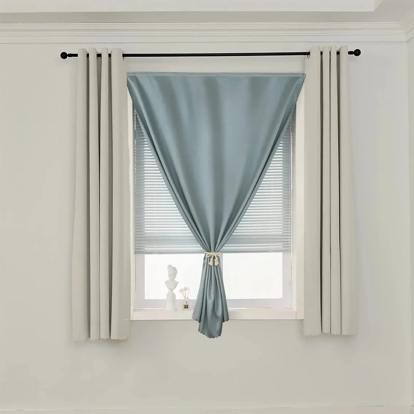 Slumblr® Portable Blackout Sunshade Curtains Slumblr