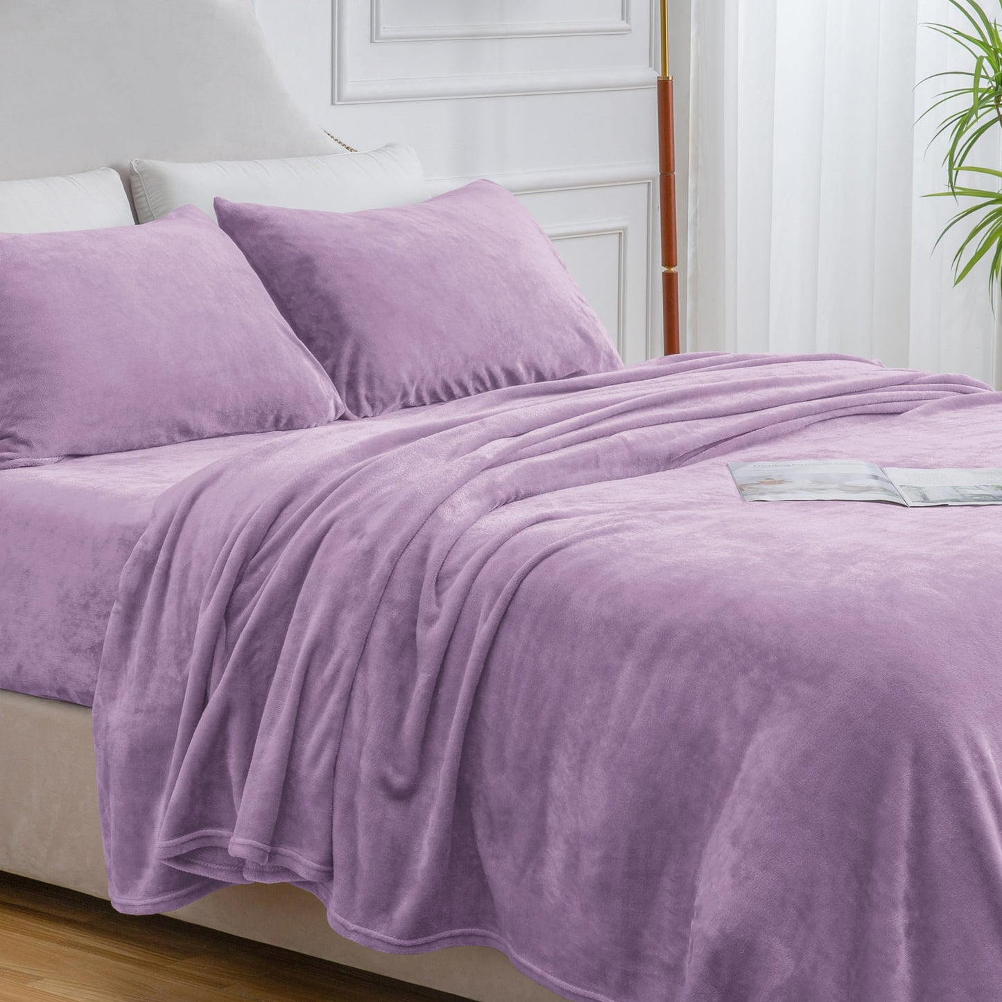 Slumblr® Flannel Fleece Bedding Set (Sheet & 2 Pillowcases)