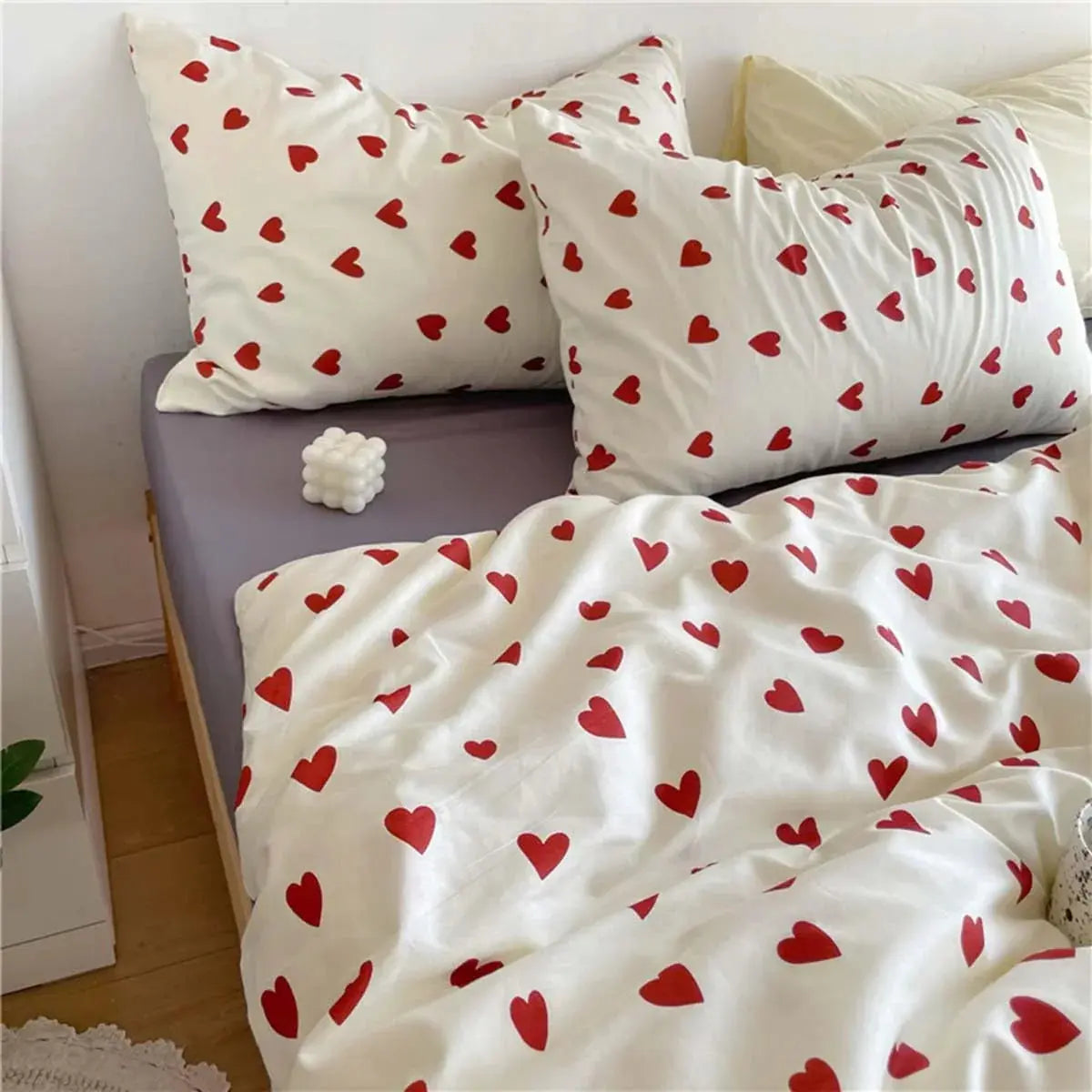 Slumblr® Korean Style Love Heart Bedding Set 4pcs Slumblr