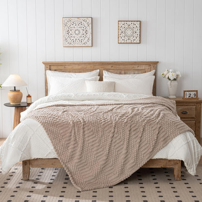 Slumblr® Fleece Throw Blanket for Couch