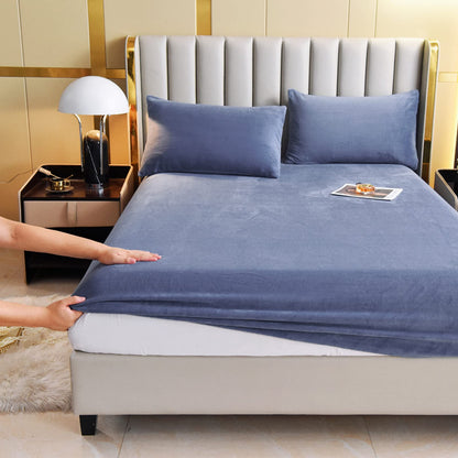 Slumblr® Velvet Thermal Mattress Cover Sheet