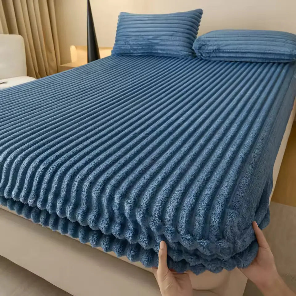 Slumblr® Luxury Faux Fur Bed Sheet Slumblr