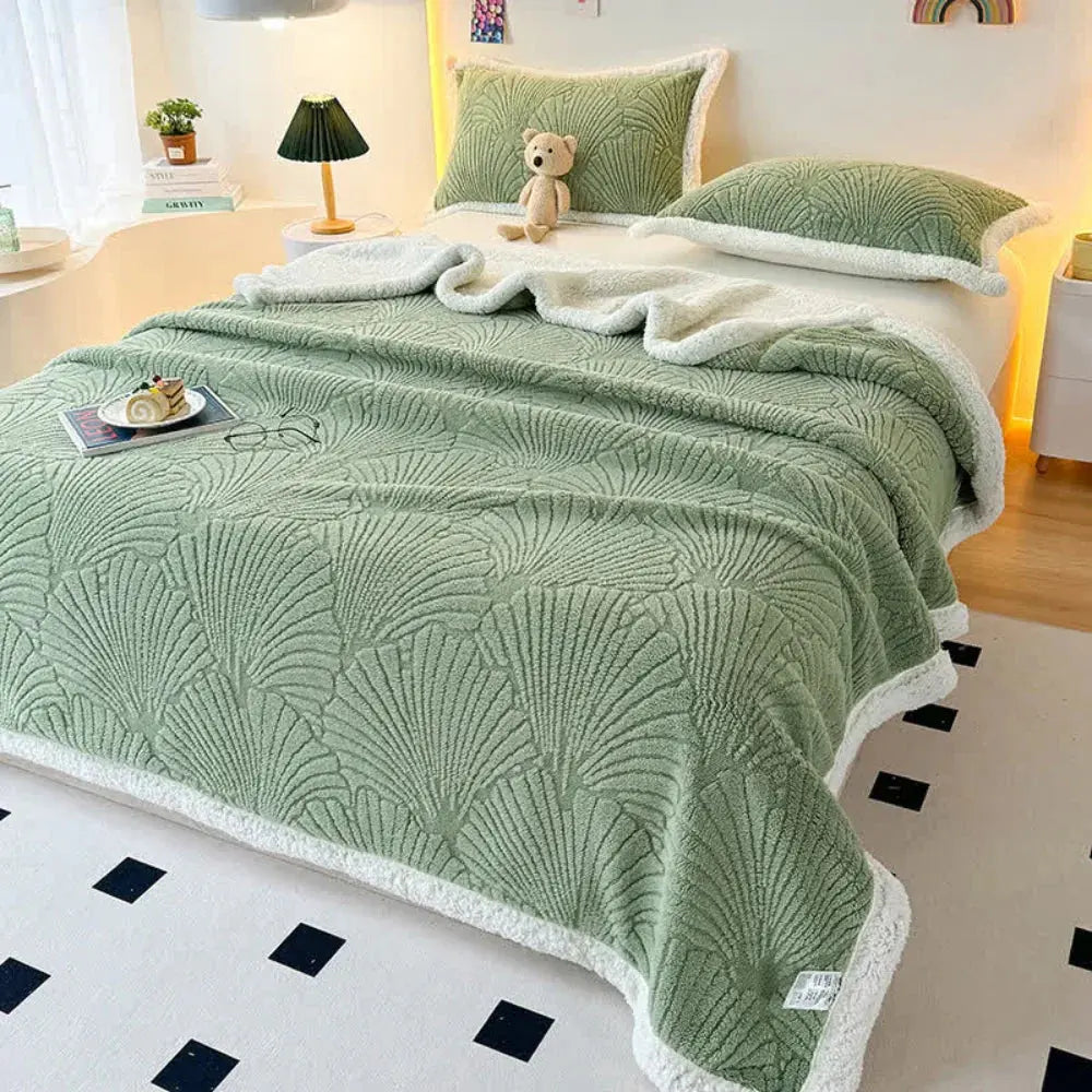Slumblr® Double-Sided Thickened Breathable Blanket Slumblr