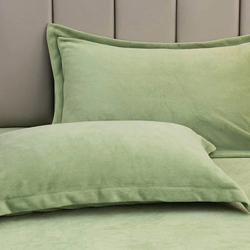 Slumblr® Coral Fleece Winter Pillowcase (2pcs) Slumblr
