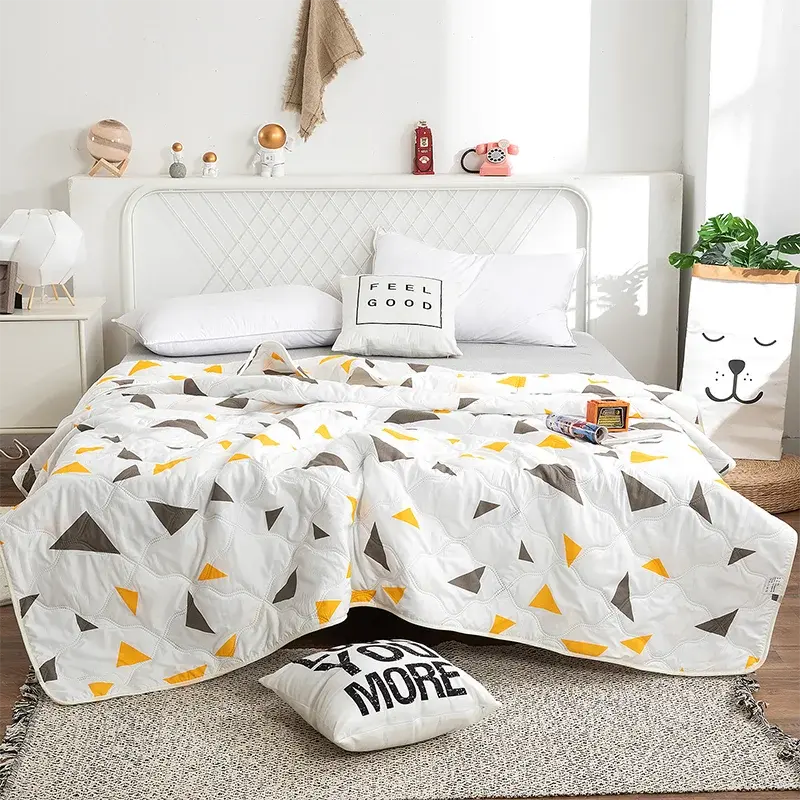 Lightweight Summer Quilt - Cool & Breathable for Hot Nights