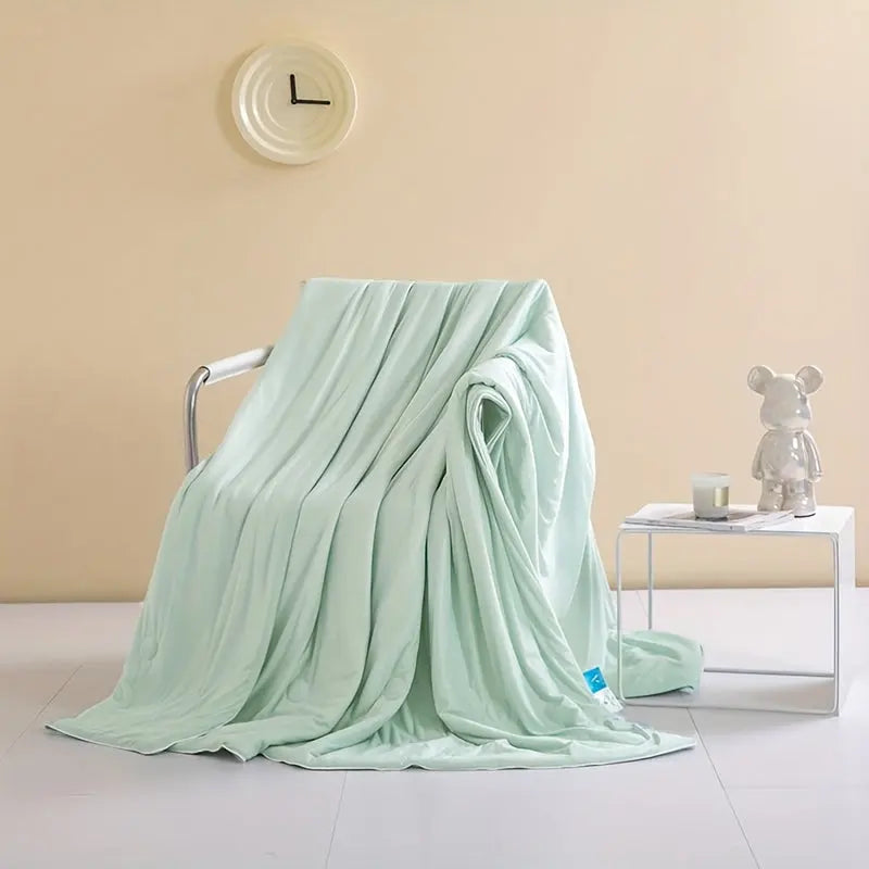 Slumblr® Ice Cooling Comforter
