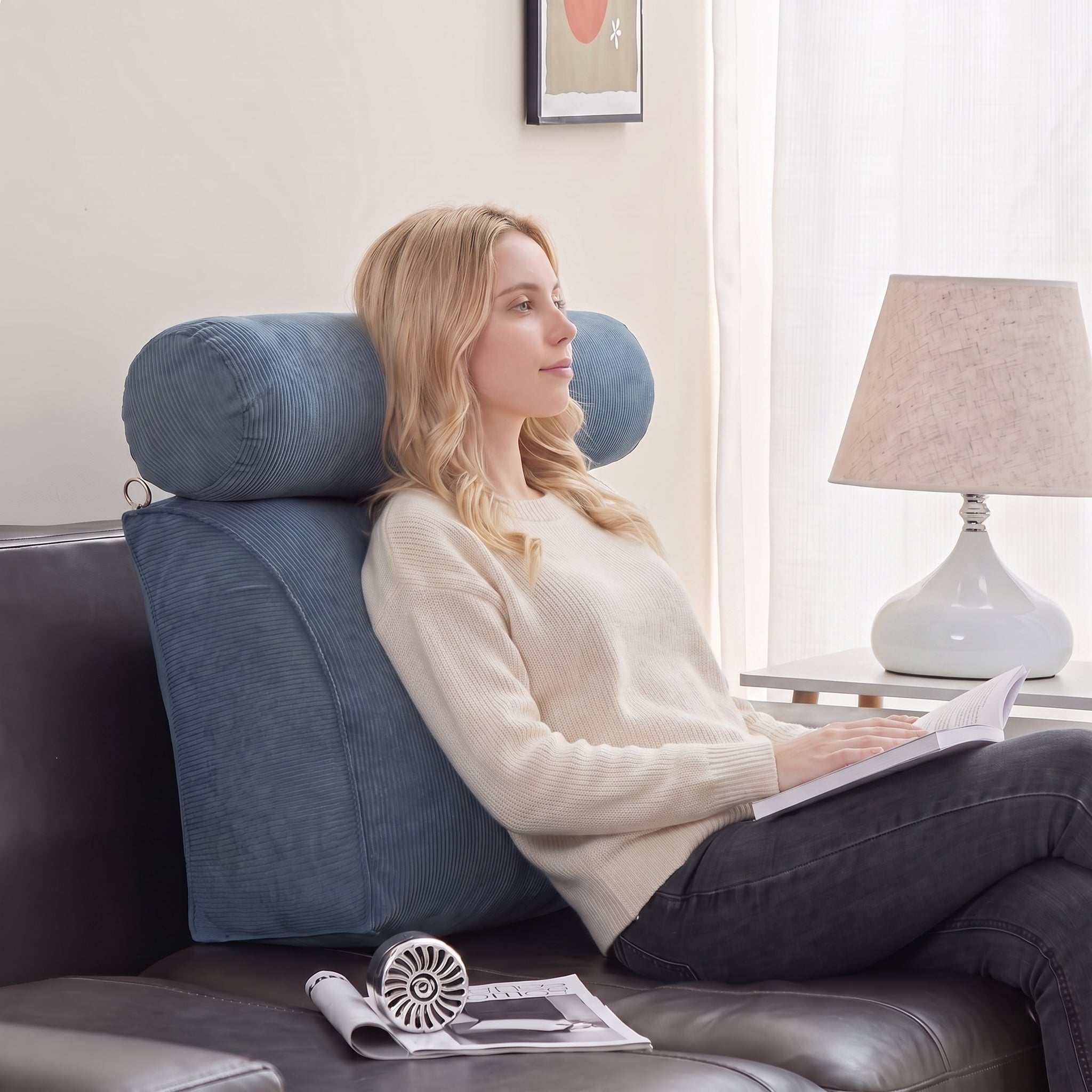 Slumblr® Triangle Reading Cushion