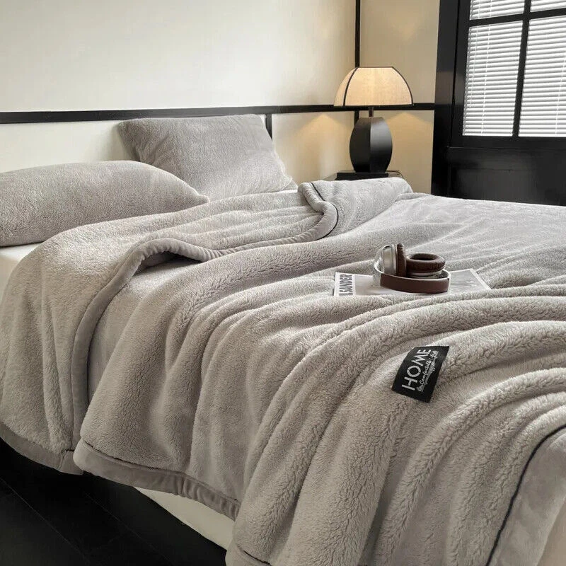 Slumblr® Soft Fleece Blanket